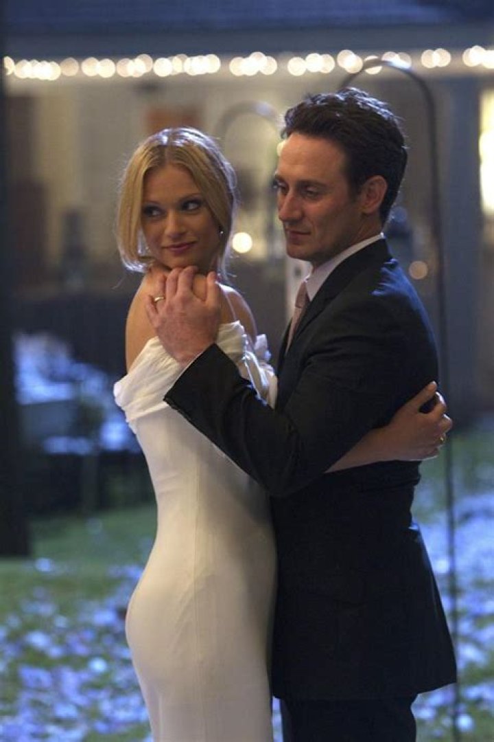 A.J. Cook’s net worth, fact, career, awards, biography & life story