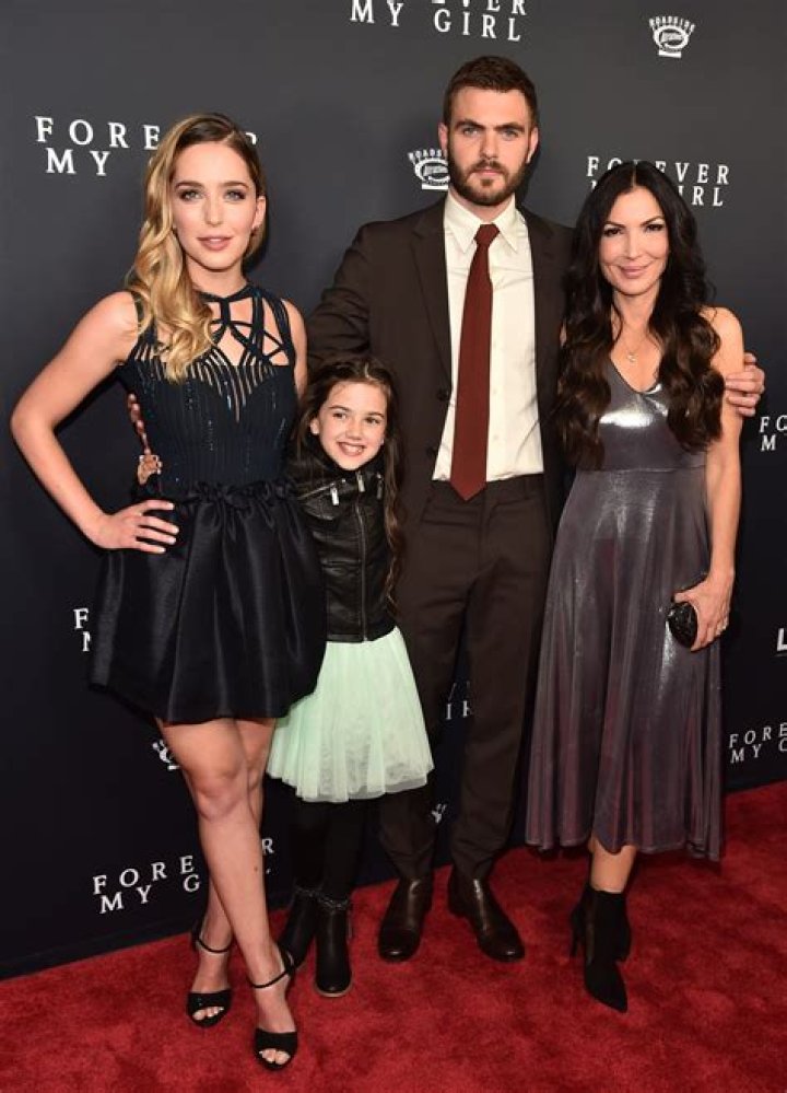 Abby Ryder Fortson Bio, Wiki, Age, Height, Family, Boyfriend, Movies, Tv Shows, and Net Worth.