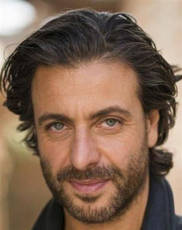 Adam Levy Bio, Wiki, Age, Family, Wife, Music, Career and Net Worth