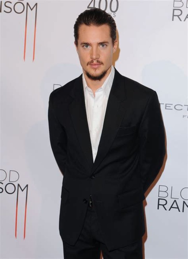 Alexander Dreymon Wiki, Biography, Age, Height, Weight, Last Kingdom Actor