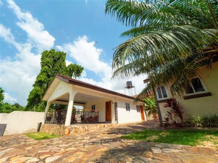 Amaaco Guesthouse, Suhum, Ghana
