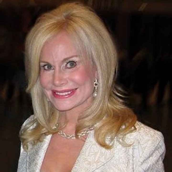 Annabel Bowlen Net Worth, Income, Salary, Earnings, Biography