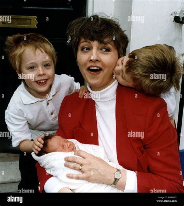 Anne Diamond Children: Meet Oliver, Sebastian, Conor, James, And Jake Hollingsworth