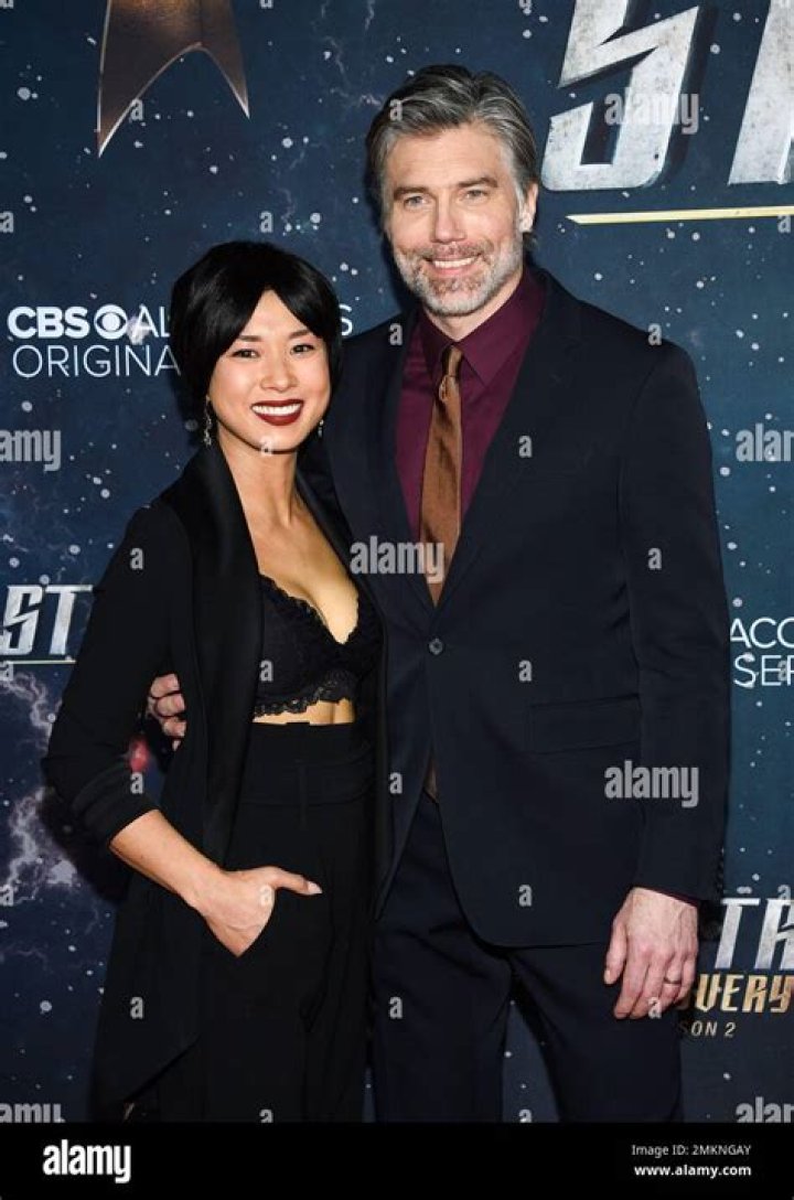 Anson Mount – Biography, Wife, Girlfriend, Height, Age, Net Worth