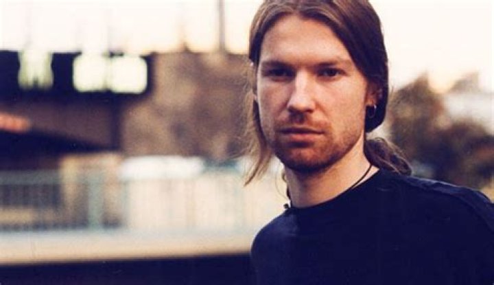 Aphex Twin’s Net Worth, Age, Height, Weight, Wife, Kids, Bio-Wiki
