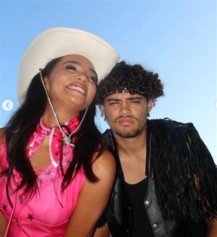 Arianna Hailey Bio, Wiki, Age, Height, Family, Boyfriend Name, Dating, TikTok, and Net Worth