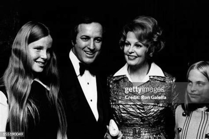 Arlene Dahl Children: Meet Lorenzo Lamas, Rounsevelle Andreas Schaum, And Carole Holmes McCarthy