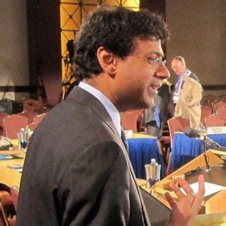 Atul Gawande Net Worth, Income, Salary, Earnings, Biography