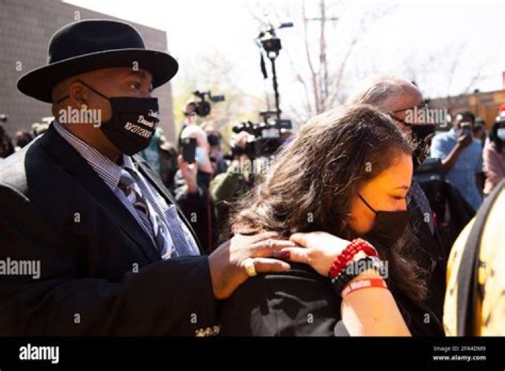 
Aubrey and Katie Wright Age, Birthday, Wikipedia, Who, Nationality, Biography 