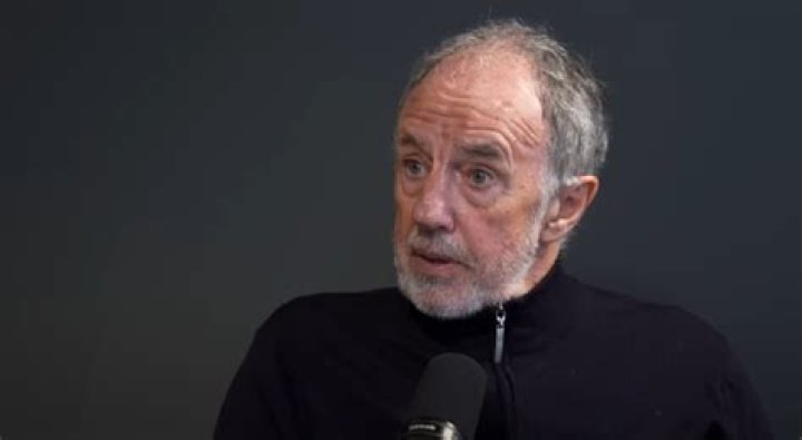 
BBC Mark Lawrenson Net Worth In 2022: Meet Wife Susie Lawrenson 