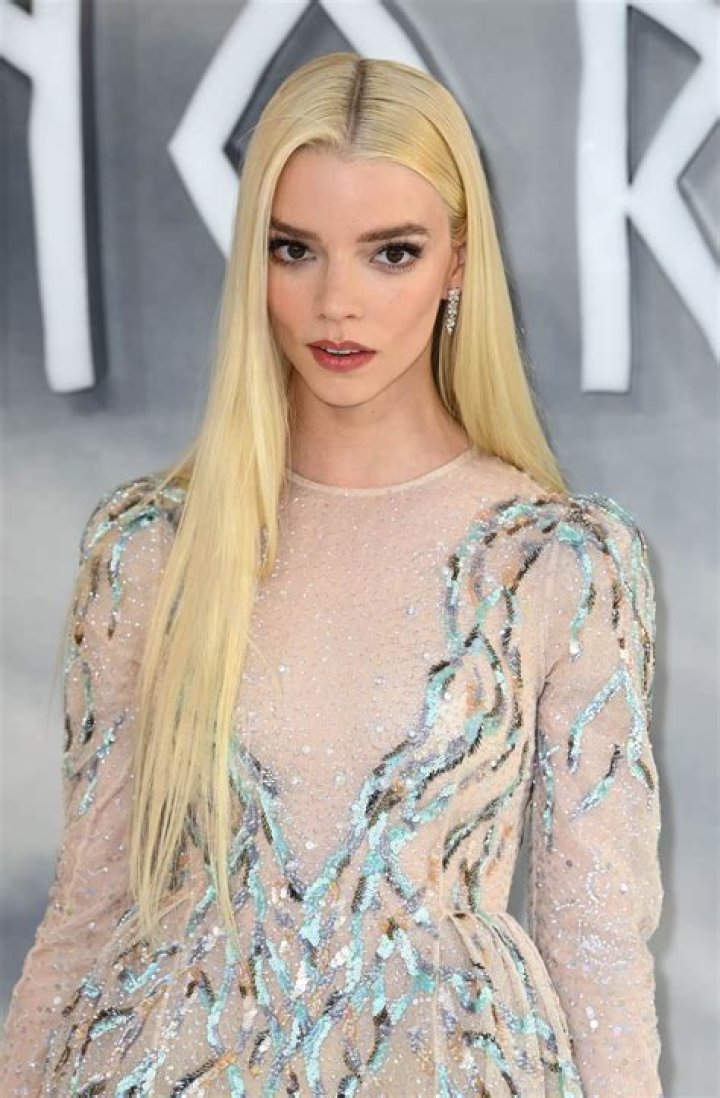 Ben Seed Wikipedia, Biography, Age, Height, Photographer, Instagram, Girlfriend, Anya Taylor-Joy