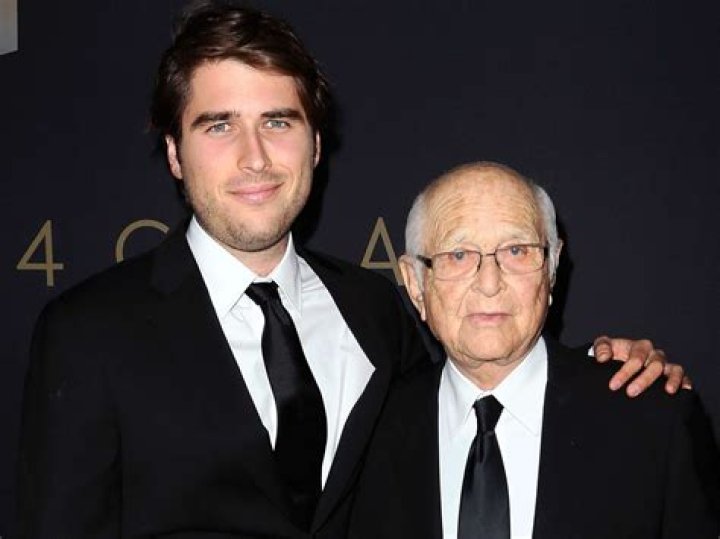 Benjamin Lear Age – How Old Is Norman Lear Son? 5 Fast Facts