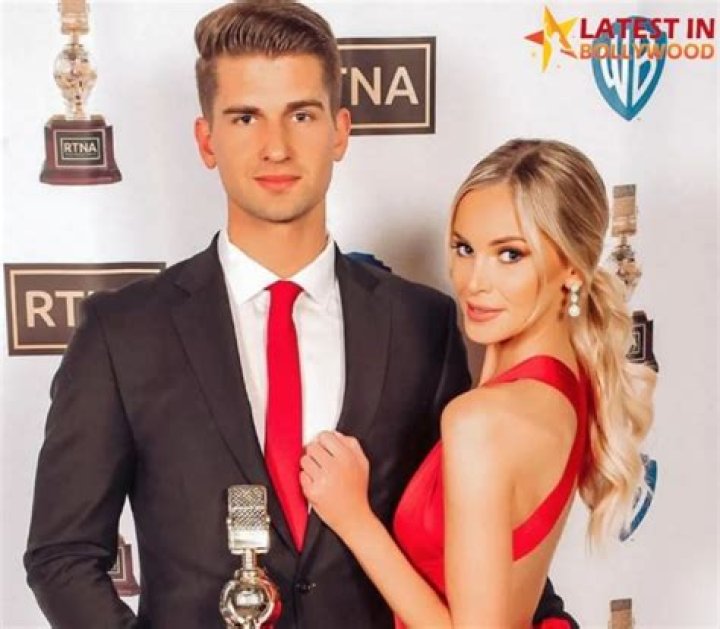 Bill Melugin Fox 11 News: Bio, Wiki, Age, Height, Family, Wife, FOX 11, Model, Salary and Net Worth