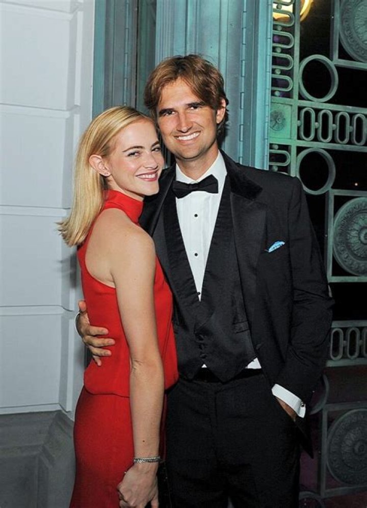 Blake Hanley: Relationships & Net Worth