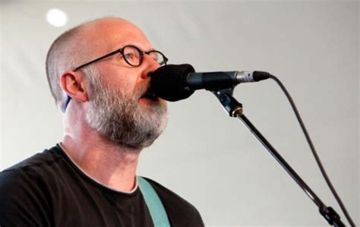 Bob Mould Net Worth, Income, Salary, Earnings, Biography