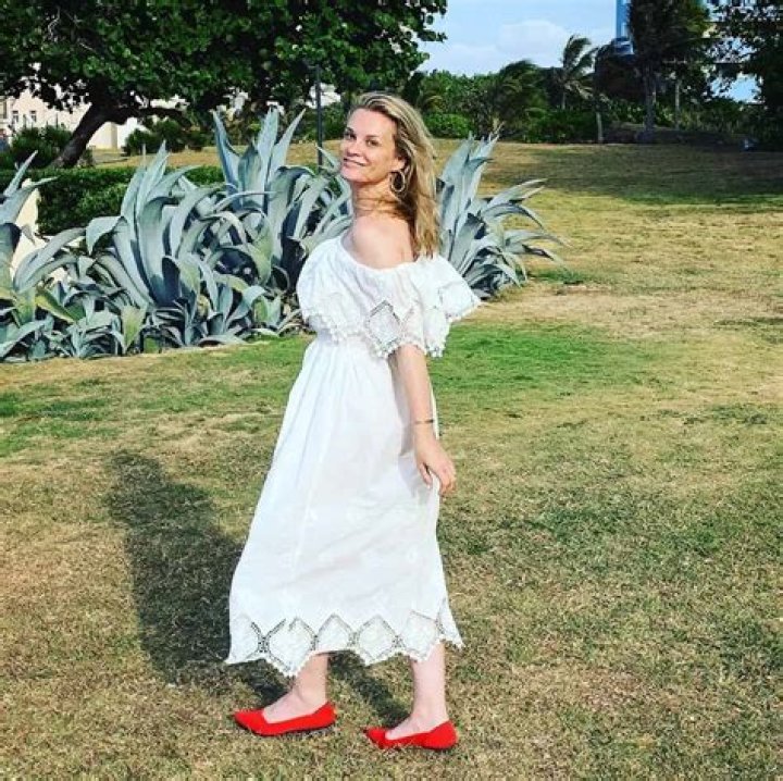 Bonnie Somerville Bio, Wiki, Age, Height, Family, Husband, Movies and Net Worth.