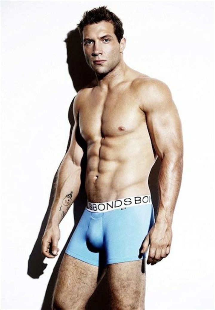 
Brandon Courtney Height, Weight, Net Worth, Age, Birthday, Wikipedia, Who, Nationality, Biography 