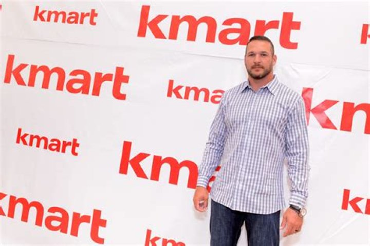 Brian Urlacher Bio, Wiki, Age, Height, Wife, Family, Hall of Fame and Net Worth