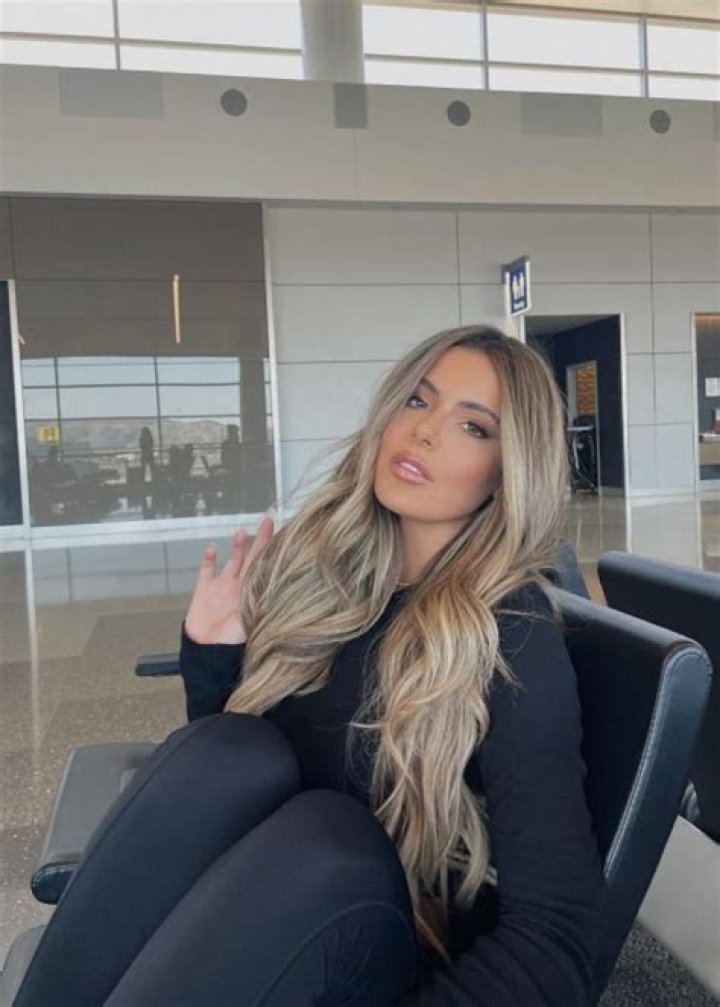 Brielle Biermann Net Worth Growth? Brielle Biermann Age 22 Height 5’4″