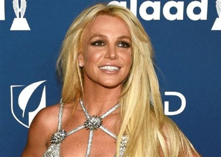 Britney Spears Bio-Wiki, Health, Age, Dad, Height, Gym, Songs, Family, Husband, and Net Worth