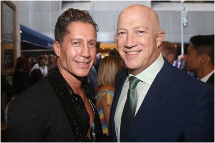 Bruce Bozzi Jr. Biography, Wiki, Age, Family, Married: Bryan Lourd, Restaurant and Net Worth.