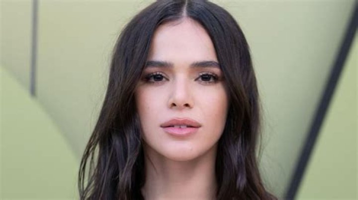 Bruna Marquezine