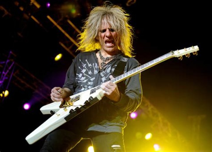 C.C. Deville’s Net Worth, Age, Height, Weight, Wife, Kids, Bio-Wiki