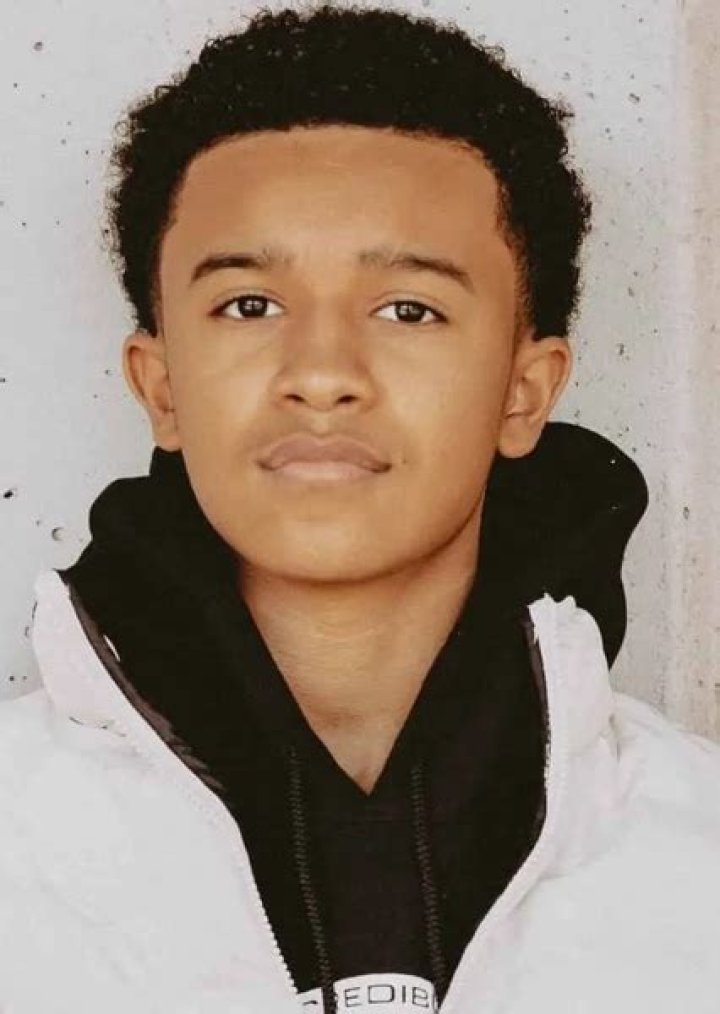 Cameron J. Wright Height, Weight, Net Worth, Age, Birthday, Wikipedia, Who, Instagram, Biography