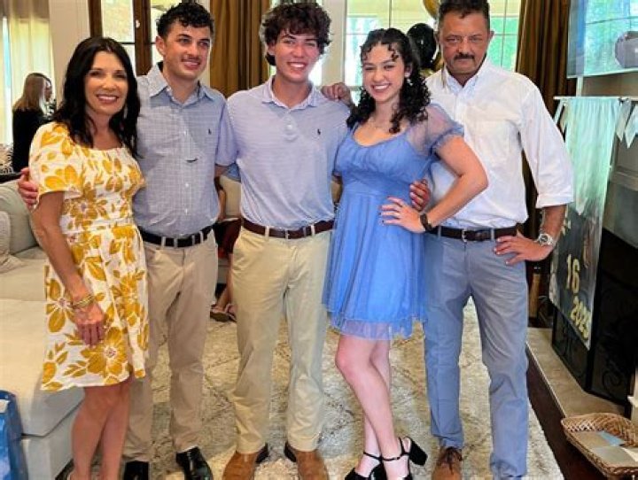 Cameron Robbins Siblings: Meet His Brother Cole And Sister Cassie Robbins