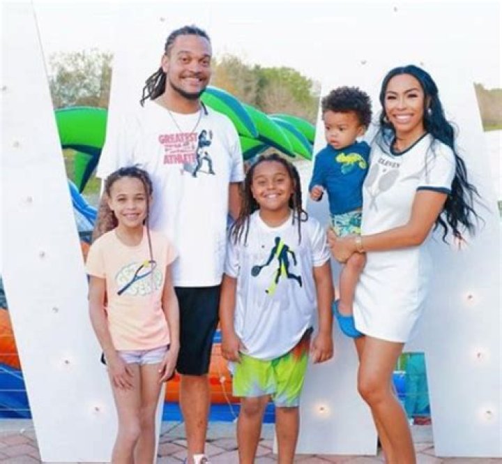 Channing Crowder Bio, Wiki, Age, Height, Parents, Wife, and Children