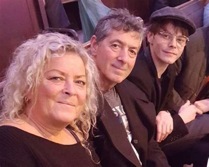 Charlie Heaton Parents Crispy Heaton and Shelly Lowe Raised Him In UK