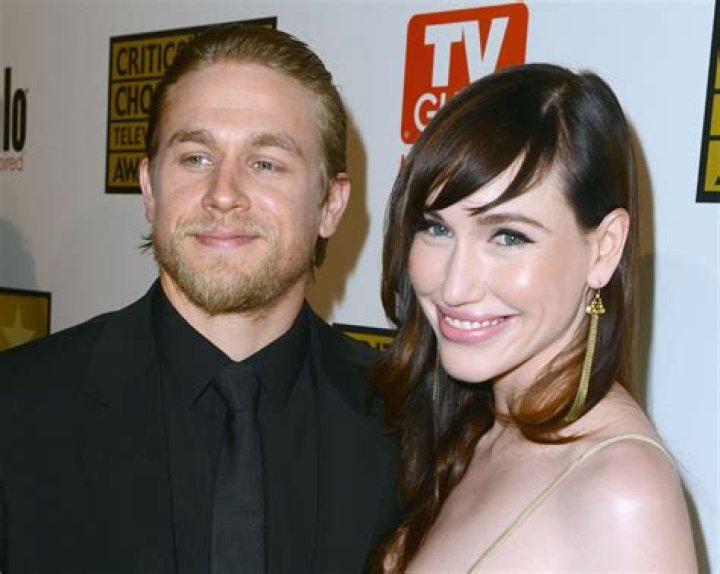 Charlie Hunnam Age, Wiki, Biography, Height, Wife, Family, Facts