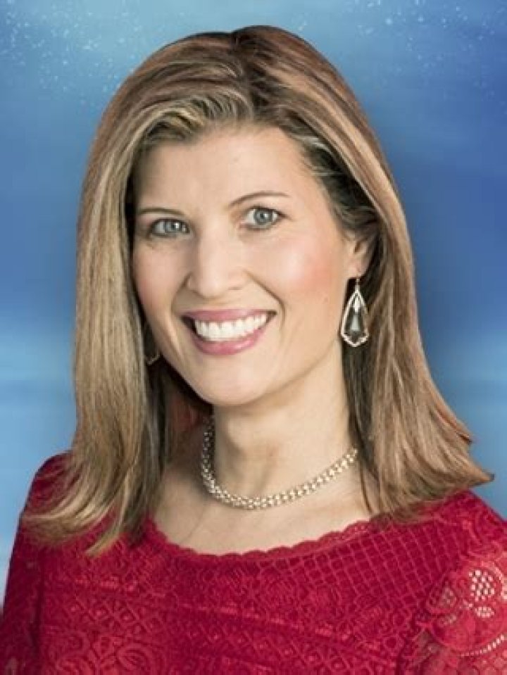 Chikage Windler Bio, Wiki, Age, Parents, Husband, CBS Austin,Salary and Net Worth.