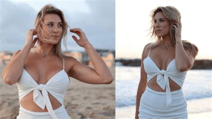 
Chloé Hogan Height, Weight, Net Worth, Age, Birthday, Wikipedia, Who, Instagram, Biography 