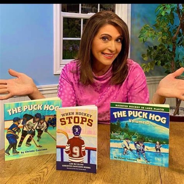 Christie Casciano NC9, Bio, Age, Husband, Surgery, Books, Salary, and Net Worth