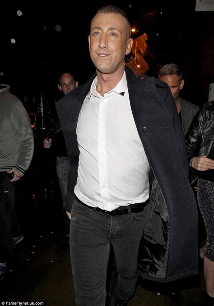 Christopher Maloney: dating, net worth, tattoos, smoking & body facts