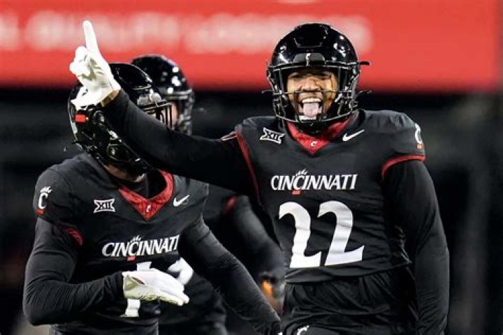 Cincinnati Bearcats RB: Who Is Ethan Wright? Meet Him On Instagram