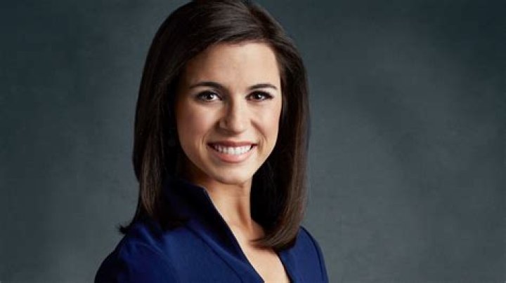 CNBC Leading Lady Leslie Picker’s Pregnancy Rumors Stem From Her Recent Appearance