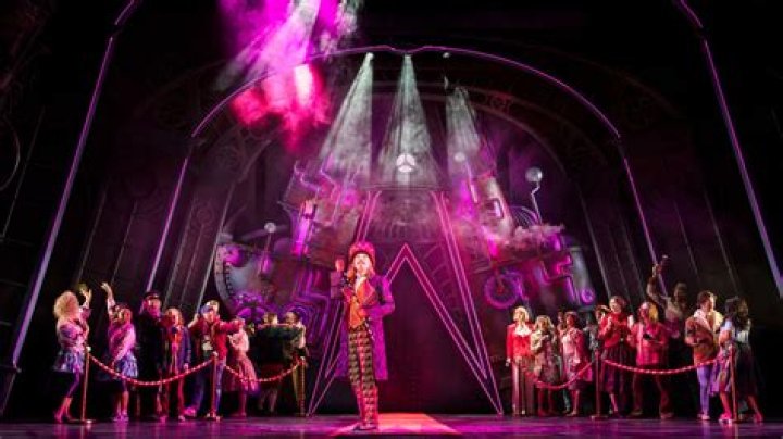 
Critique of “13: The Musical”: An entertaining, upbeat, and all-around enjoyable musical film 