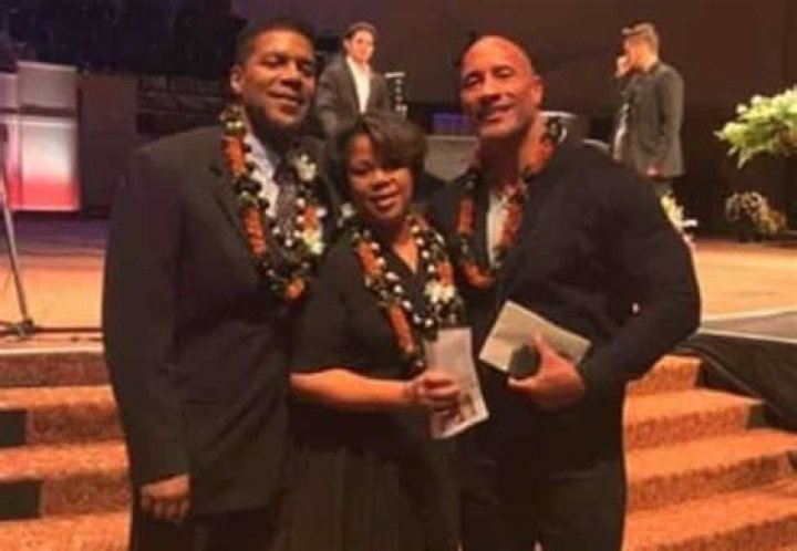 Curtis Bowles Bio, Wiki, Age, Height, Parents, Siblings, The Rock, Wife, Kids, and Net Worth