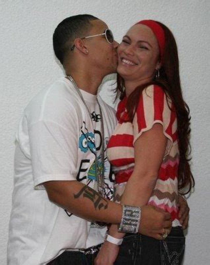 Daddy Yankee: Wife, net worth, tattoos, smoking & body facts