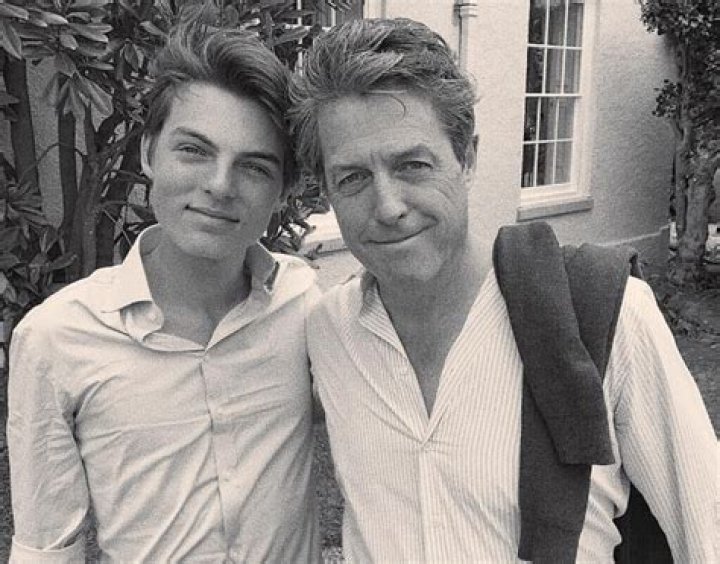 Damian Hurley Height, Weight, Net Worth, Age, Wiki, Who, Instagram, Biography