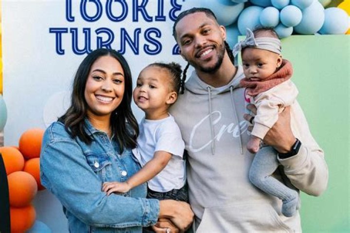 Damion Lee Wife: Pregnant, Warriors & Baby