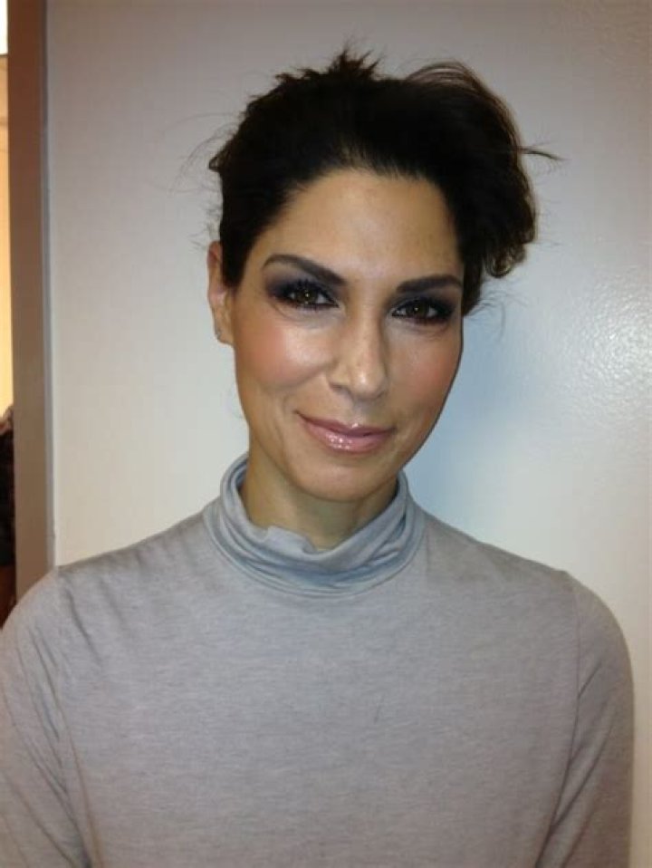 Dana Bledsoe Husband, Facebook, Instagram, Husband, QVC Age, Wiki, Bio