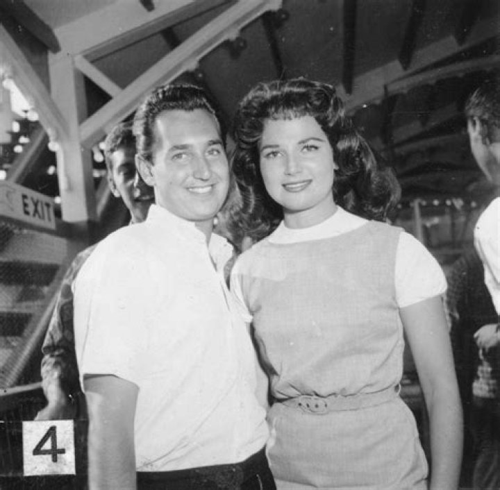 Dara Sedaka Bio, Wiki, Age, Height, Parents, Husband, Angel Queen, and Net Worth