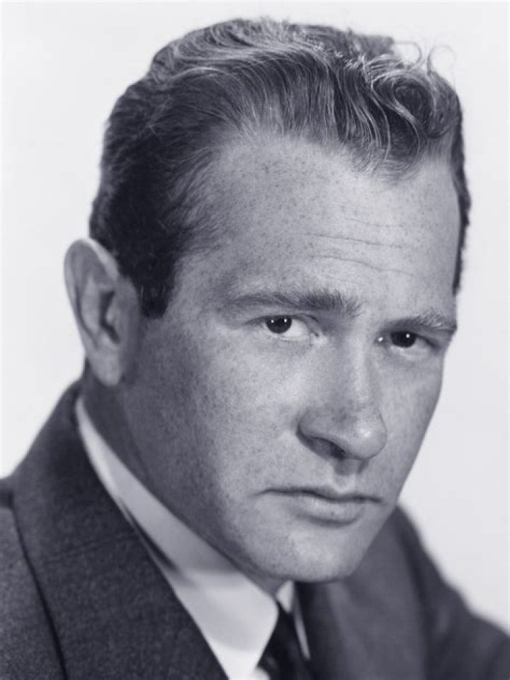 Darren McGavin Net Worth, Income, Salary, Earnings, Biography