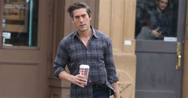 David Muir is a Gay, Finally with boyfriend Sean started living as a life partner