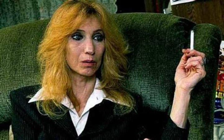 Deborah Mathers Net Worth, Income, Salary, Earnings, Biography