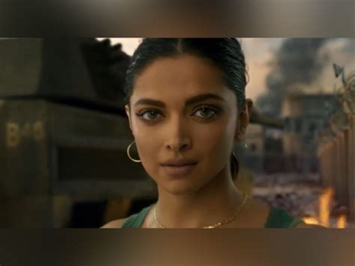 
Deepika Padukone begins dubbing for upcoming film ‘Pathan’ 