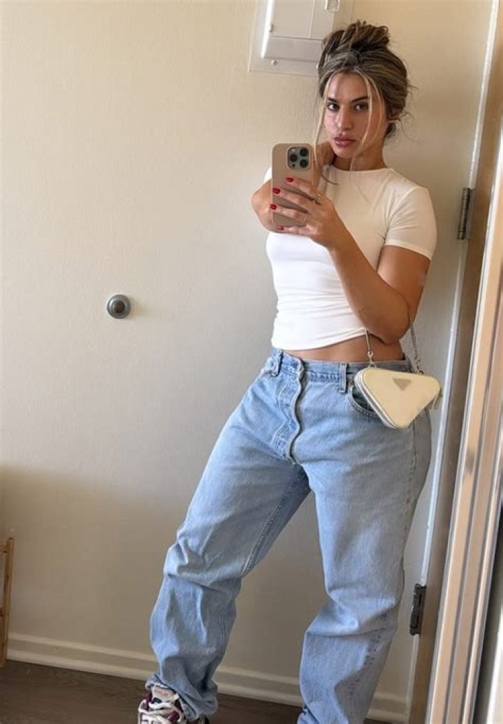 Dhea Sodano Age, Wikipedia, Biography , Height, Weight, Net Worth and more